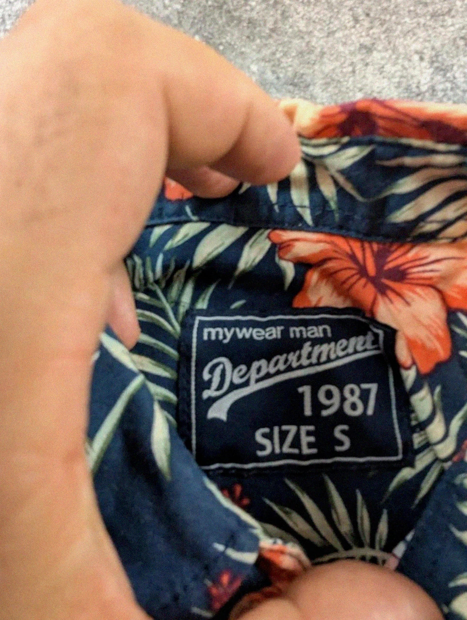 Chemise hawaïenne Department 1987 tropical hibiscus navy coton summer S vintage dressing – Vintage Dressing – taille S 5