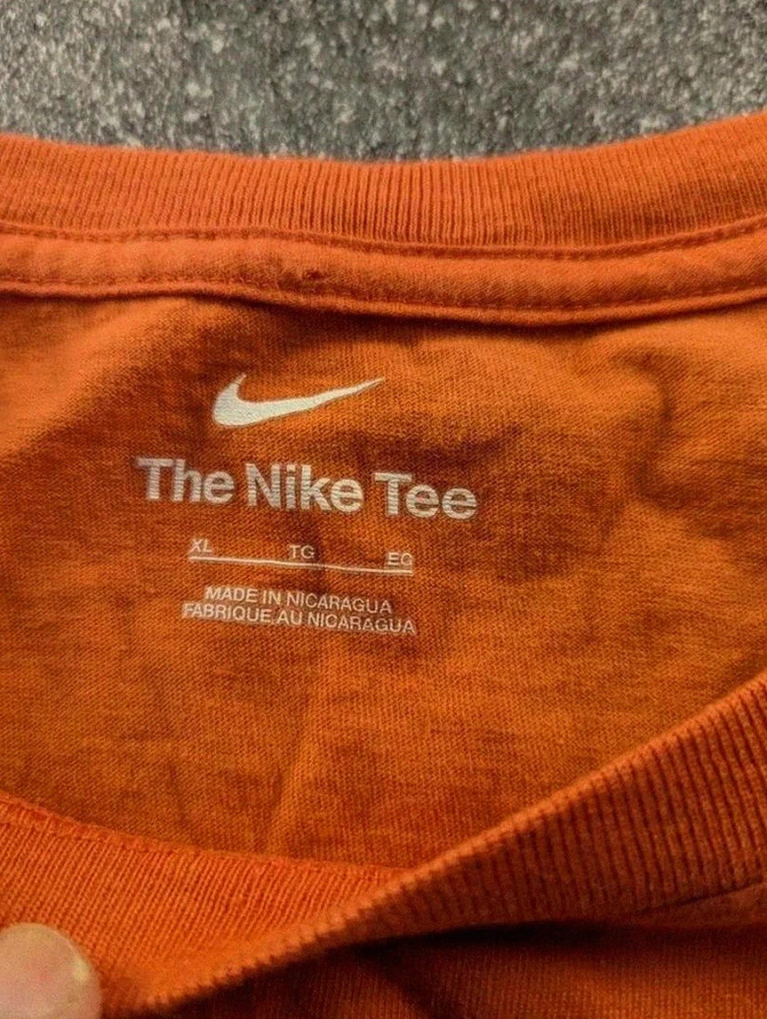 t shirt nike logo multicolor orange et pastel the nike tee streetwear taille Xl – Nike – taille XL 4
