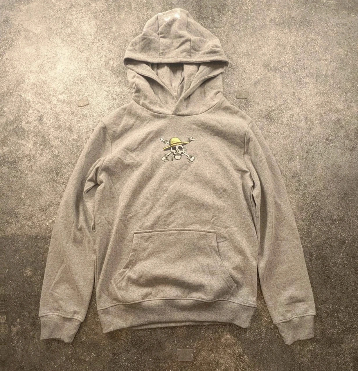 Sweat à capuche One Piece Netflix Xs gris – Mugiwara Luffy Zoro Nami manga anime – OnePiece – taille XS 2