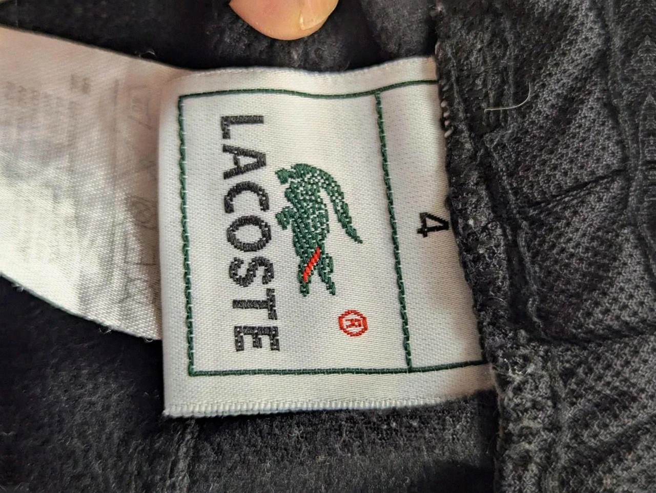 Pantalon jogging Lacoste bande logo crocodile tracksuit noir rouge streetwear M – Lacoste – taille M 4