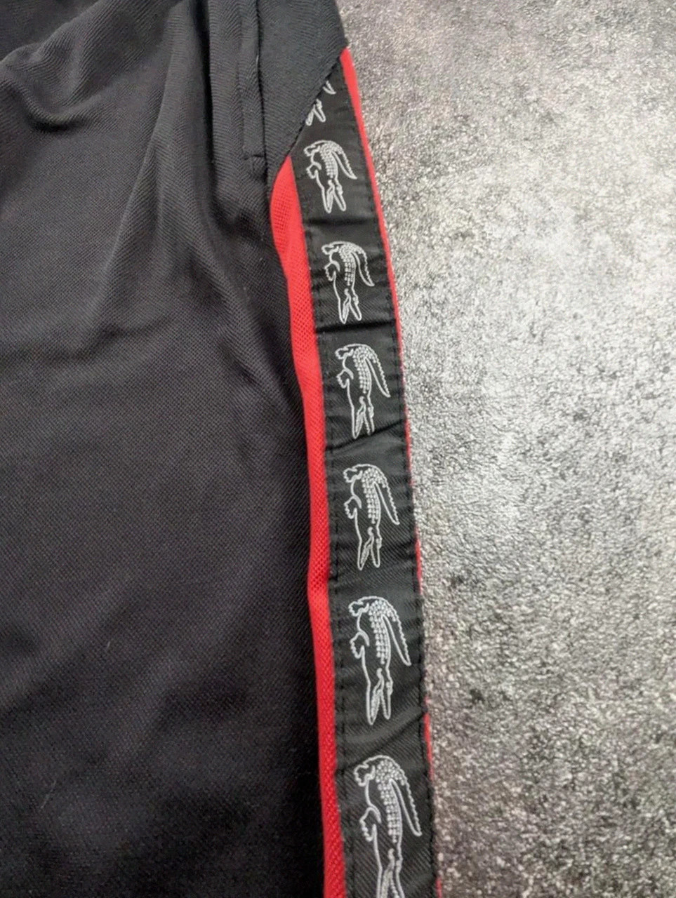 Pantalon jogging Lacoste bande logo crocodile tracksuit noir rouge streetwear M – Lacoste – taille M 5