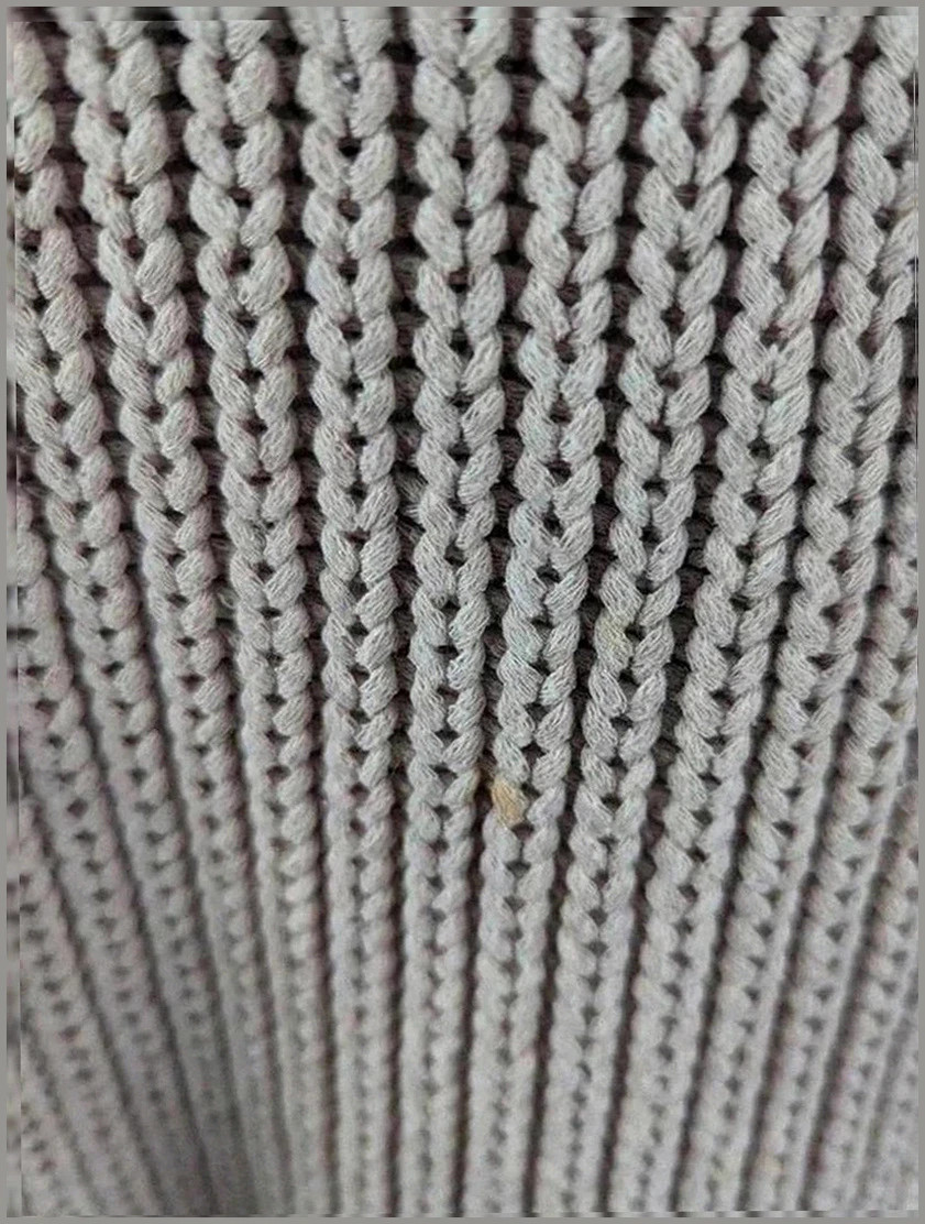 Pull en maille épaisse écru Arket, coupe fluide droite minimal chic taille M/L – ARKET – taille L / 40 / 12 4