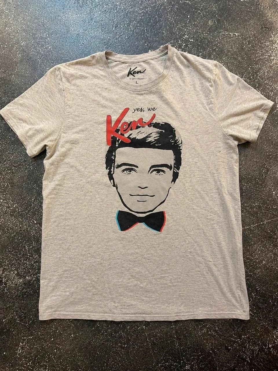 T-shirt Ken Barbie Mattel 2017 Gris Chiné Homme L – Graphique Vintage Pop Culture
