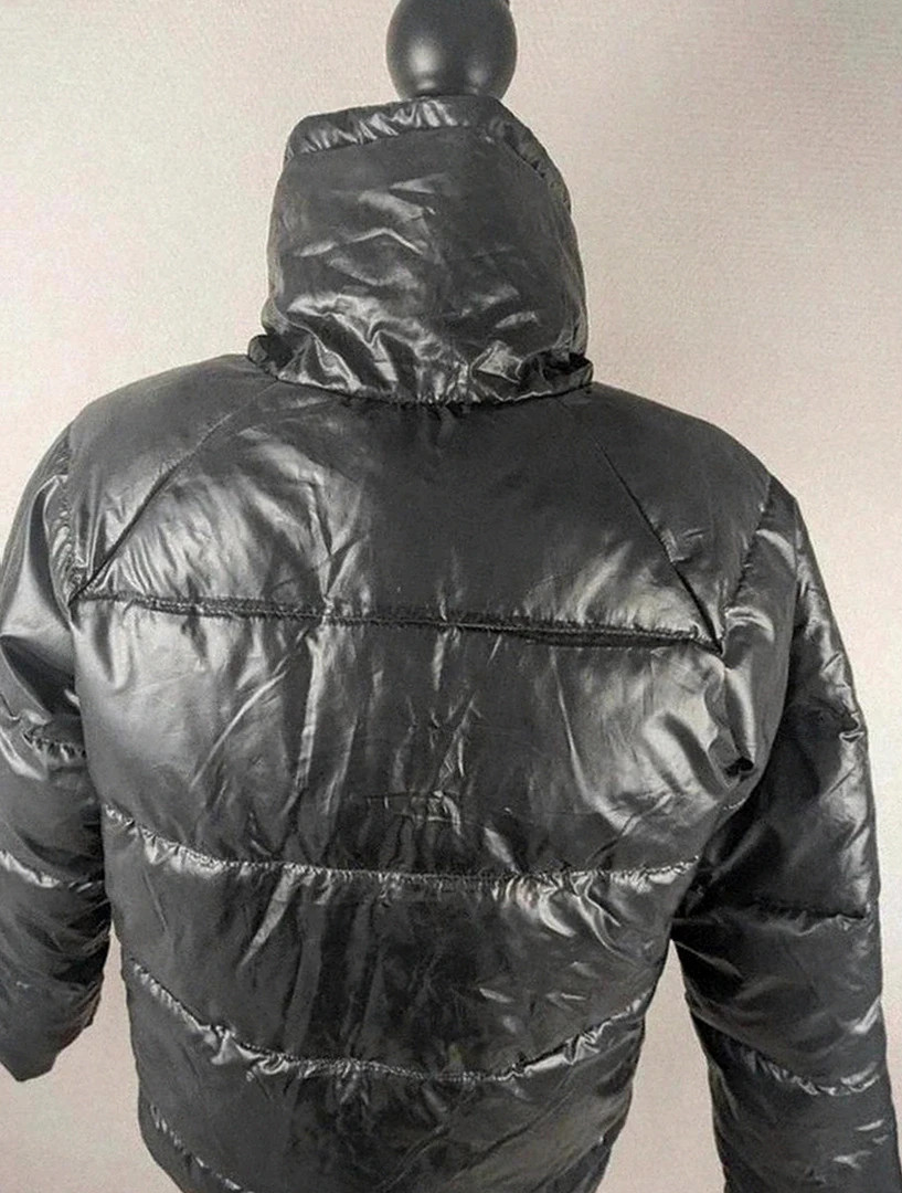 Doudoune noire légère, imperméable et ultra tendance – Autre Ton – taille M / 38 / 10 3