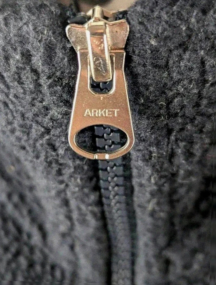 Polaire Arket pilou pilou façon half-zip , douce et cosy, très bon état mixte – ARKET – taille S 4