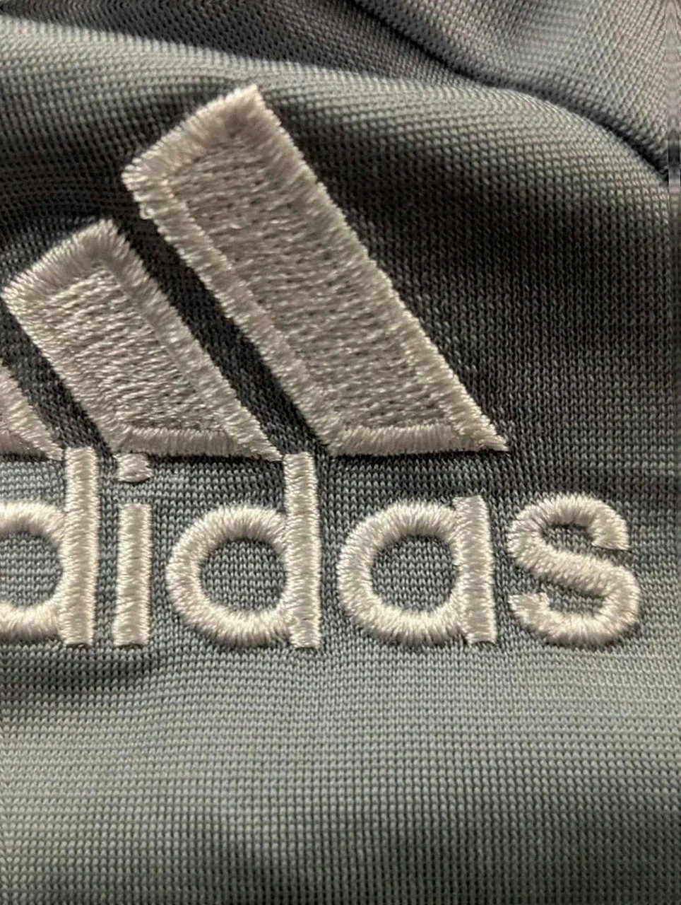 Veste adidas track jacket vintage grise noir zip full 3 bandes sport streetwear Y2K L – adidas – taille L 3