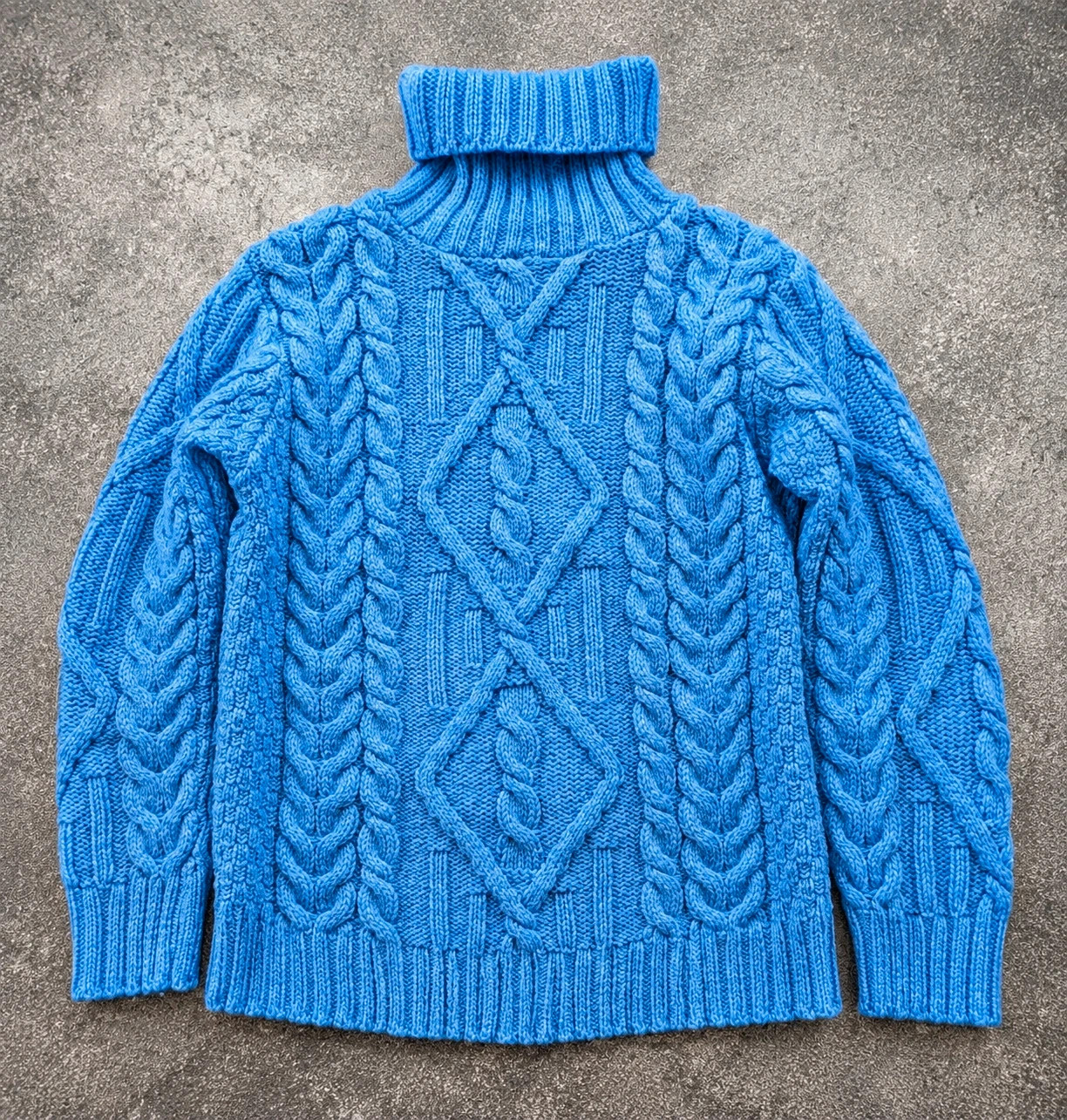 Pull Irish Crafts M 100% laine mérinos Made in Ireland Aran Cable Knit col roulé bleu