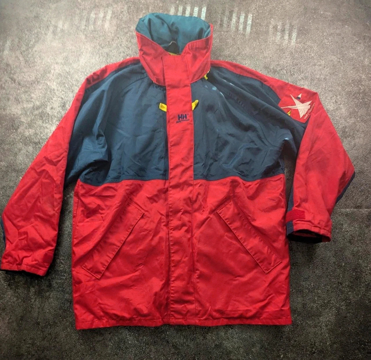 Veste Imperméable Helly Hansen Homme S Oversize Rouge Bleu Capuche Sailing Nautique Vintage – Helly Hansen – taille S 2