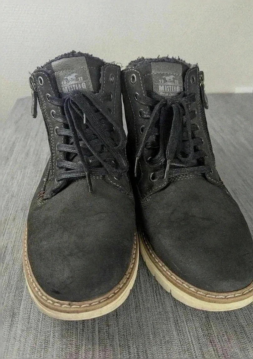 Bottines Mustang noires doublées style workwear vintage en daim taille 41 a carreaux