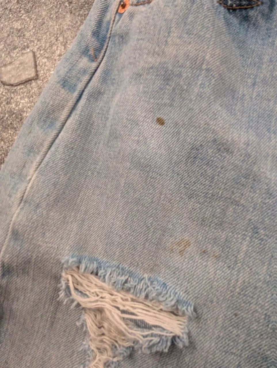 Jean Levi’s 501 W31 L32 denim clair workwear destroy straight fit vintage – Levi's – taille M / 38 / 10 3