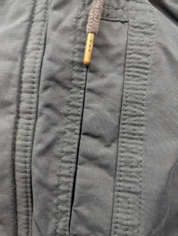 Parka Hollister California homme M bleu marine – veste hiver doublée sherpa à capuche – Hollister – taille M 4