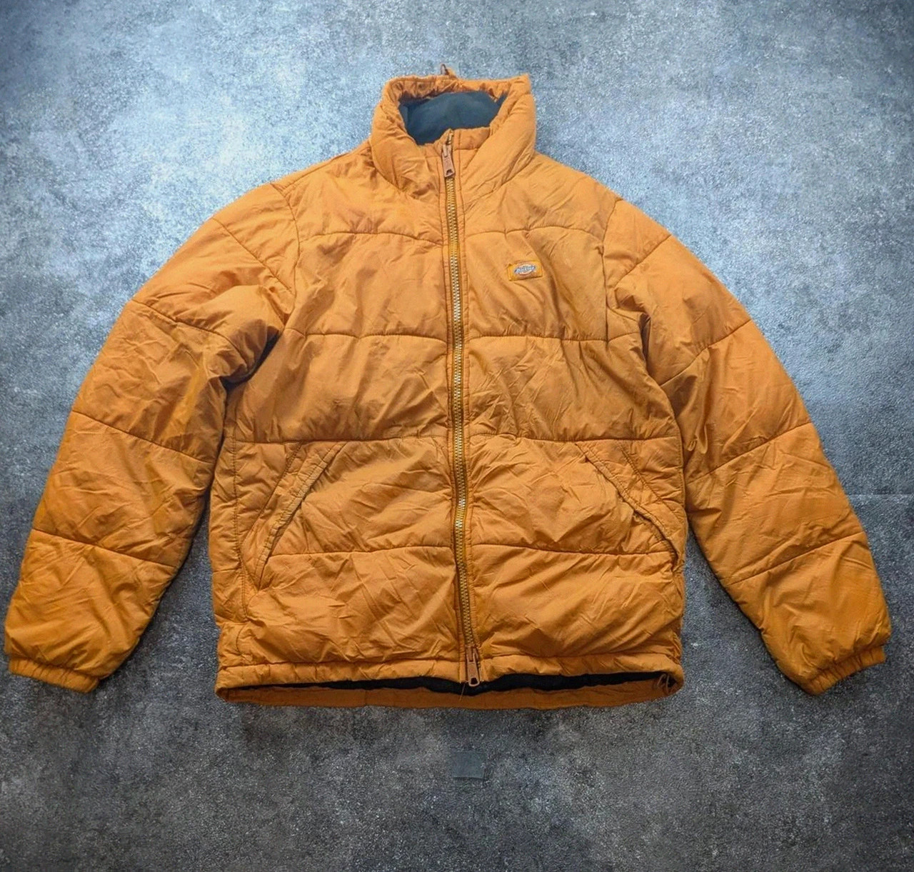 Dickies Doudoune Matelassée Homme Coloris Camel / Ocre Taille S (convient plutôt à un L) – Dickies – taille S 2