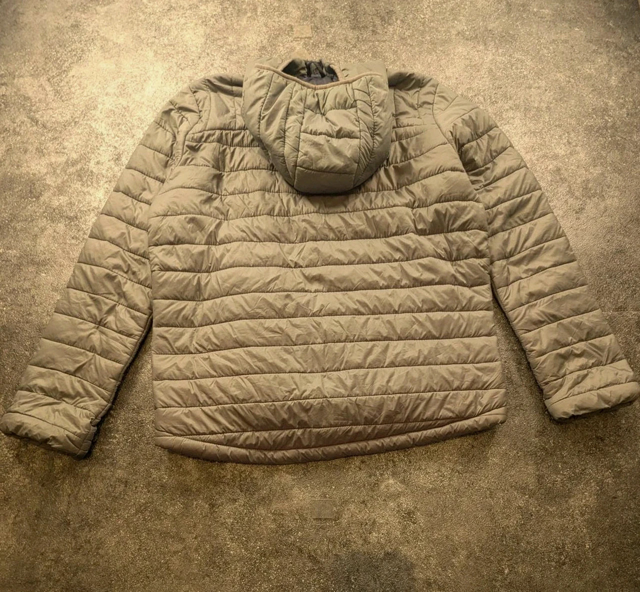 Helly Hansen doudoune vintage noire L – puffer outdoor rétro gorpcore – Helly Hansen – taille L 3