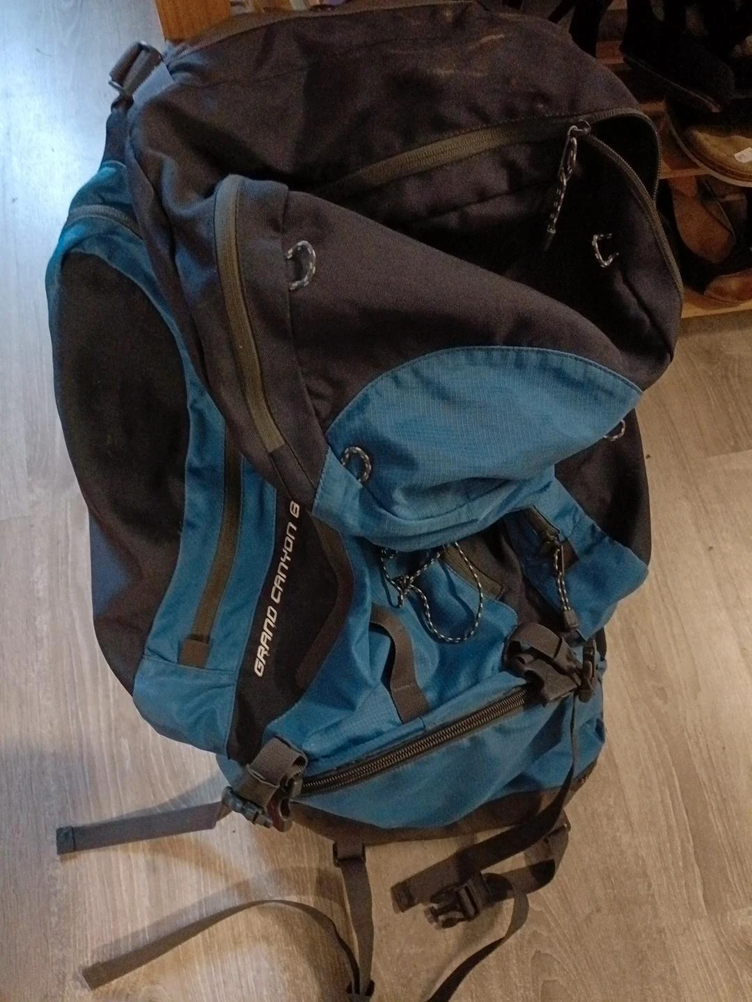 McKinley Grand Canyon 65 – Sac à dos trekking randonnée 65L – MLS System – Outdoor vintage – McKinley 4