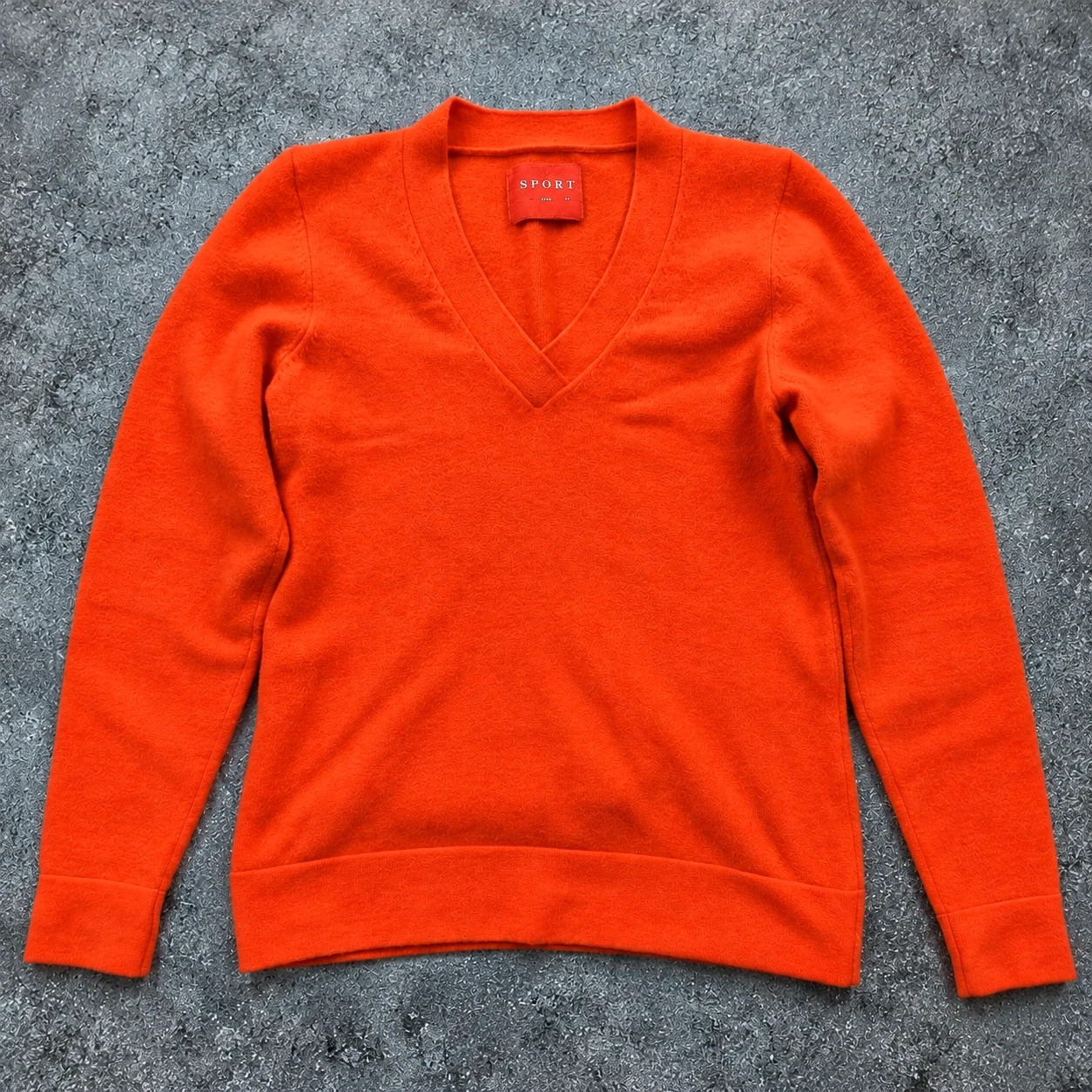 Devernois Sport – Pull 100 % cachemire rouge orangé col V – Taille 0 XS/S vintage