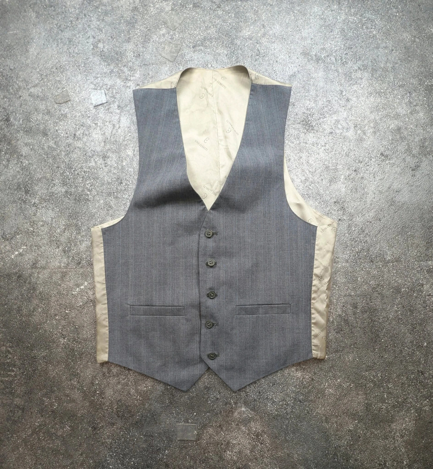 Gilet de costume Nino Cerruti vintage gris à fines rayures – Tailoring italien old money S – Nino Cerruti – taille S 2