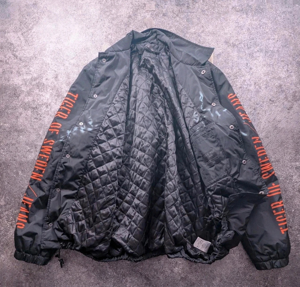 Jeans Coach Jacket Tiger of Sweden Bench noire matelassée Streetwear L – Tiger of Sweden – taille L 4