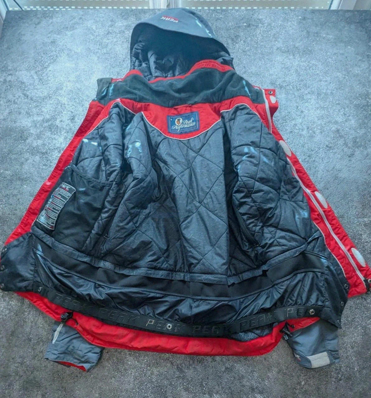 Veste ski Peak Performance Hipe Edge J rétro snowboard gorpcore – M – Peak Performance – taille M 4