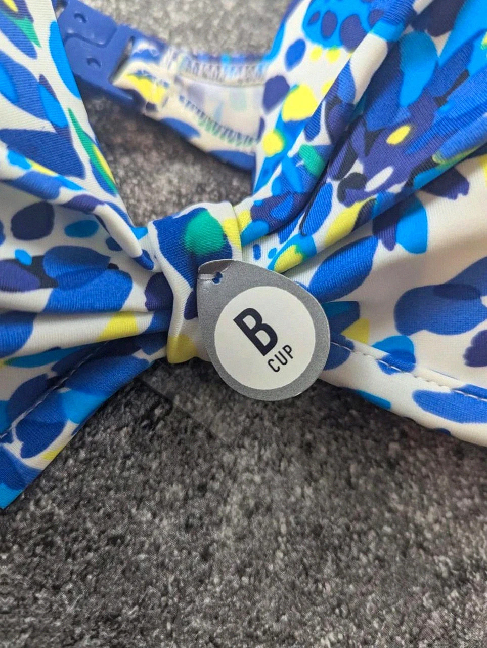 Haut de bikini push-up floral bleu Rodeo taille 42B neuf – Rodeo Sports – taille XL / 42 / 14 4