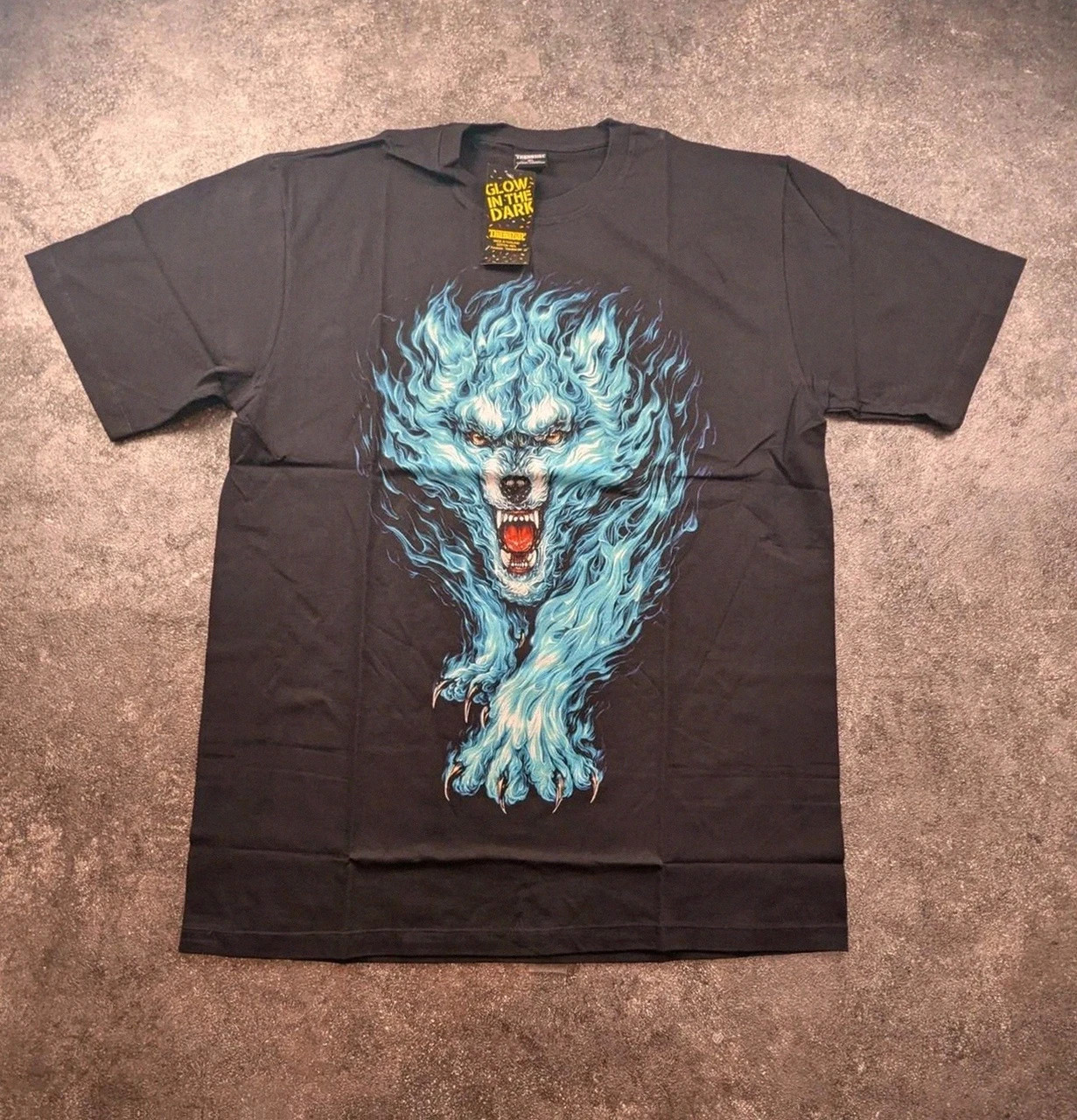 T-shirt Noir Thanabat Loup Flamme Glow In The Dark XL 100% Coton Neuf – Vintage Dressing – taille XL 2