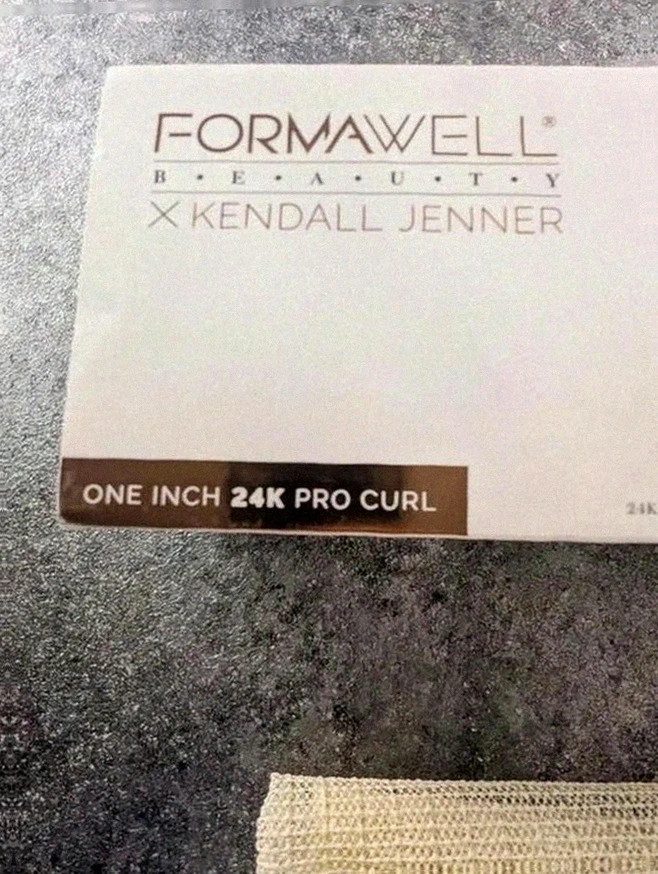 fer à boucler formawell beauty x kendall jenner one inch 24k pro curl neuf – Formawell Beauty 3