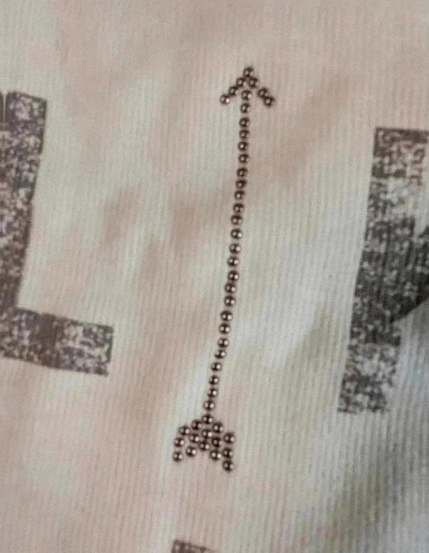 Sweat Esprit beige inscrition love sequins – Esprit – taille M / 38 / 10 3