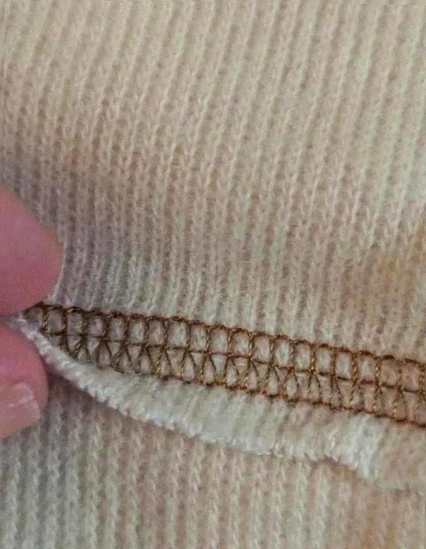 Sweat Esprit beige inscrition love sequins – Esprit – taille M / 38 / 10 5