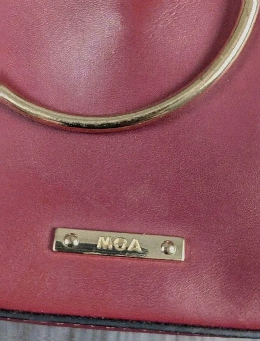 Moa – Bandoulière Rouge Bordeaux, détails dorés – Moa 3