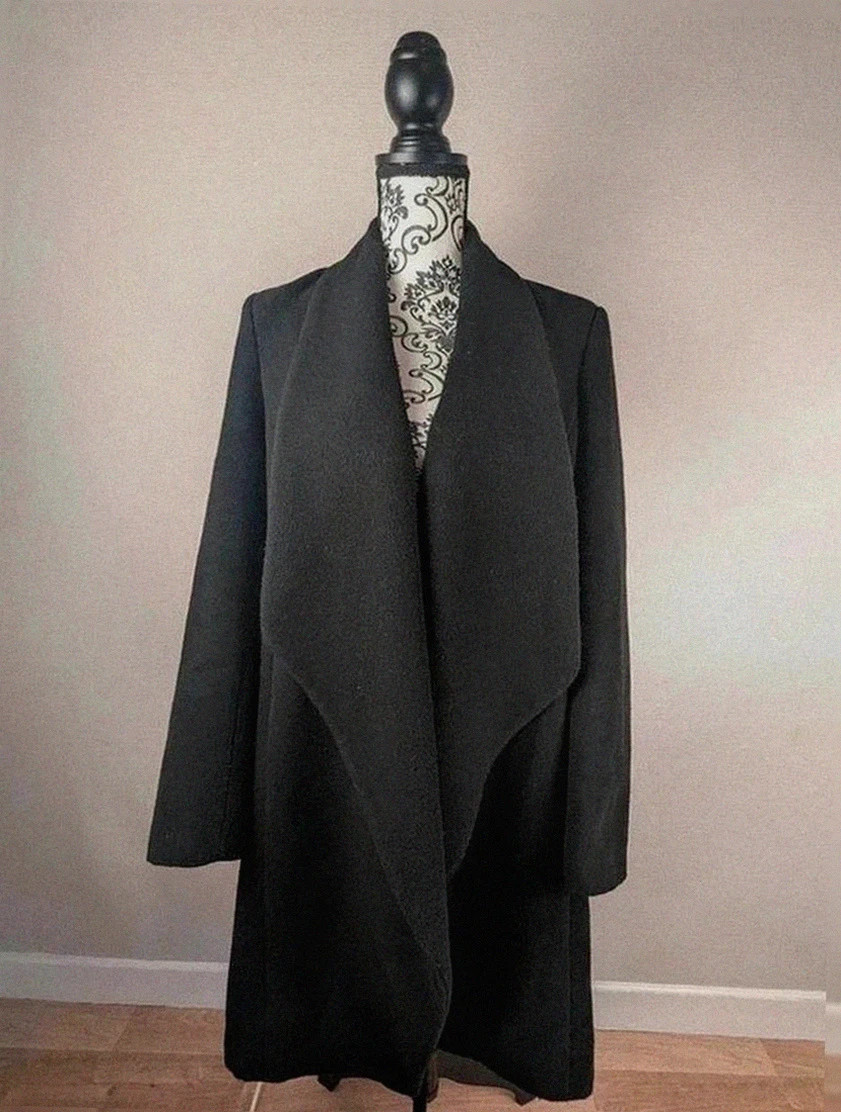 🧥 manteau long Rinascimento noir (coupe élégante drapée) tendance