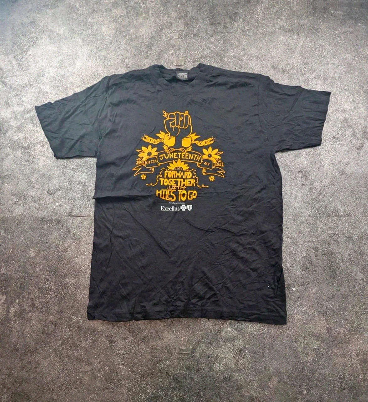 T-shirt Juneteenth poing levé militant streetwear Usa taille M vintage dressing – Vintage Dressing – taille M 2