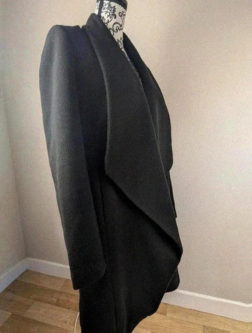 🧥 manteau Rinascimento long noir (tendance drapée coupe élégante) – Rinascimento – taille M / 38 / 10 2