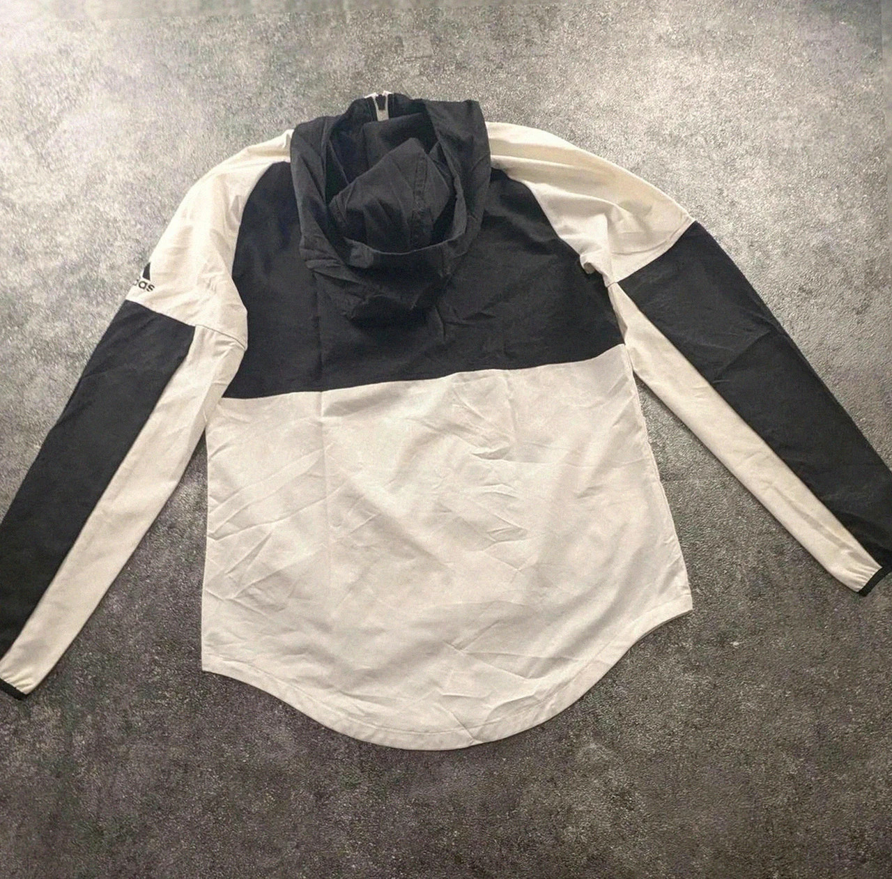 Veste coupe vent adidas noir crème capuche lightweight techwear S CE0284 – adidas – taille S 2