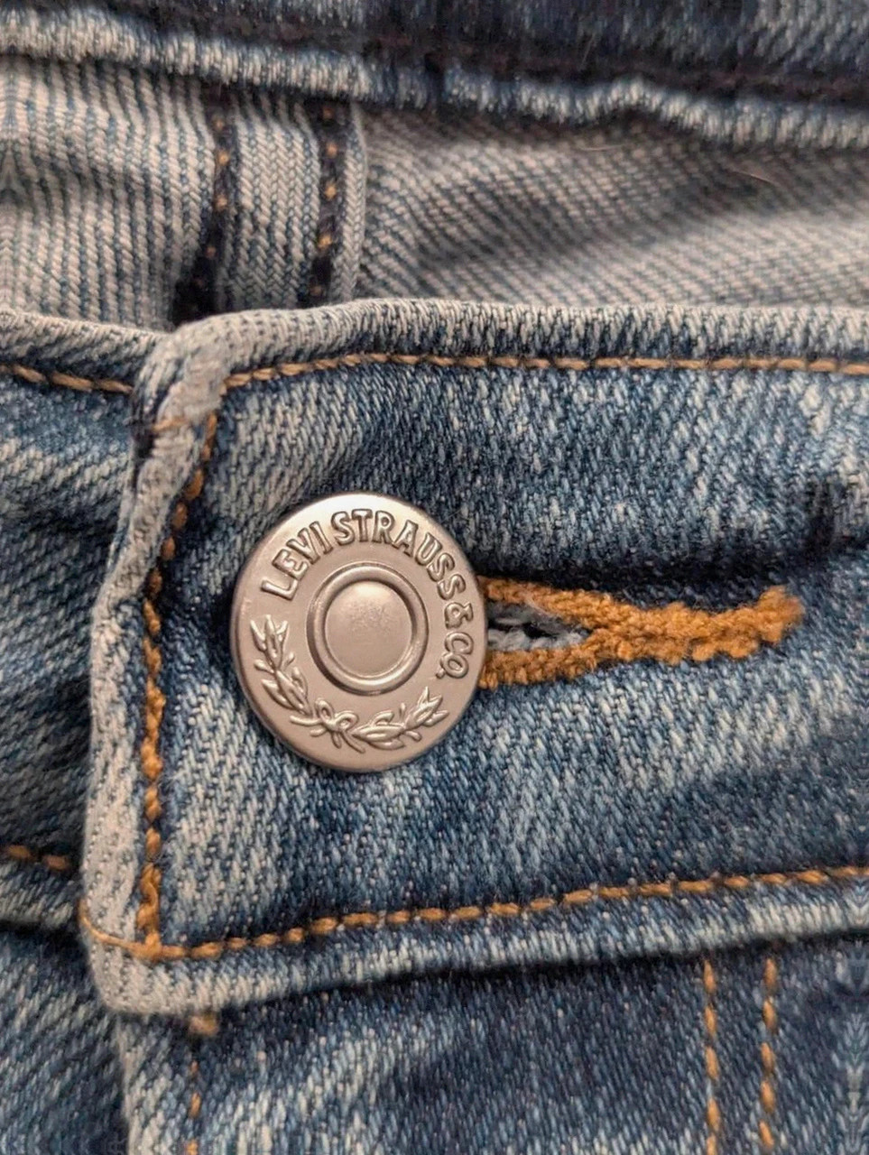 👖 Jean Levi's Mid Rise Skinny original en denim bleu clair délavé M – Levi's – taille M / 38 / 10 5