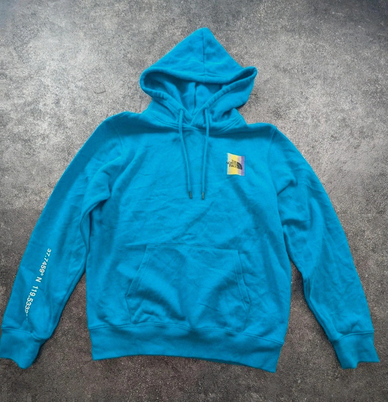 Hoodie graphique The North Face bleu turquoise coordonnées outdoor M – The North Face – taille M 2