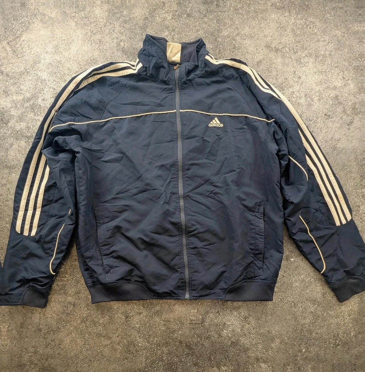 Veste Adidas vintage navy beige stripes y2k track jacket coupe vent sportwear rétro Taille L – adidas – taille L 2
