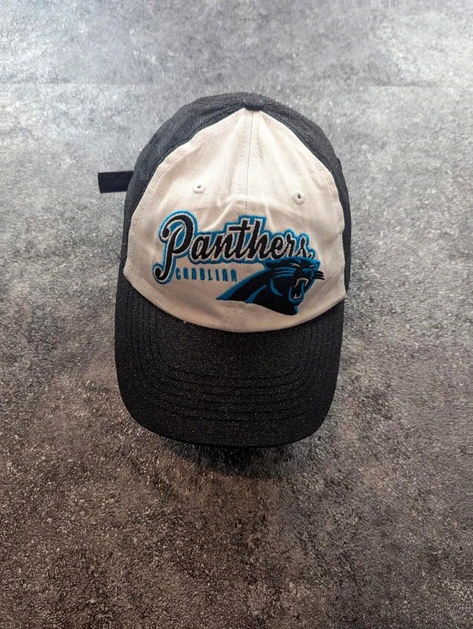 Casquette Carolina Panthers Nfl vintage Us football brodée one size noir blanc pailleté réglable