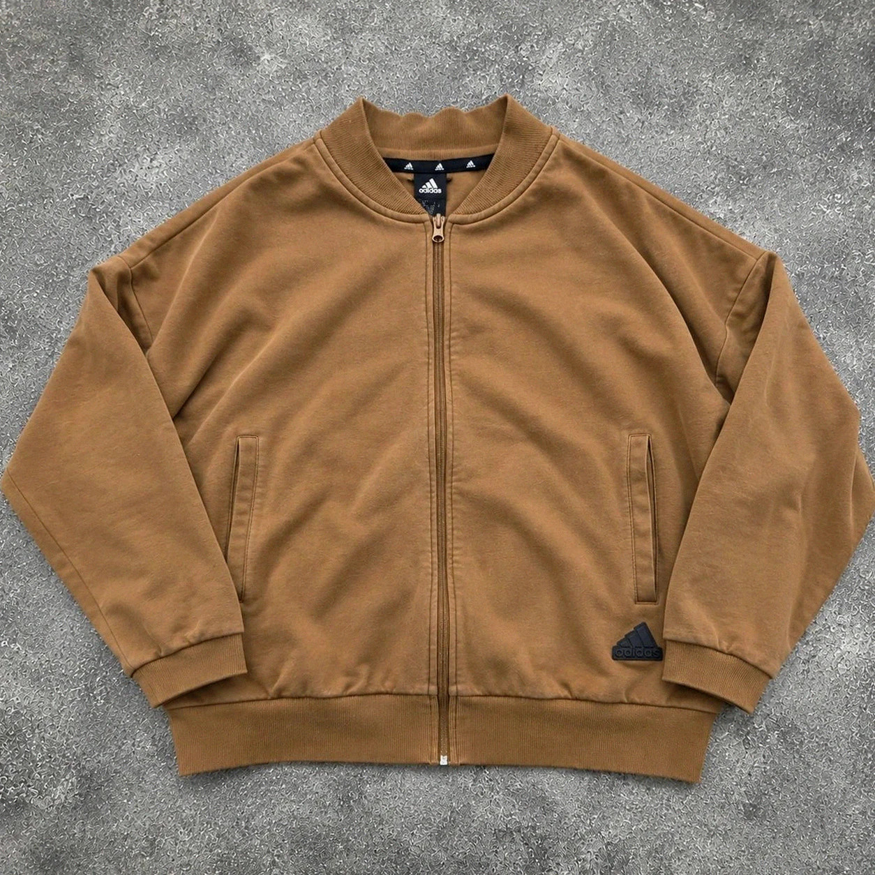 Adidas veste bomber zippée camel moutarde M – Grand logo 3D – Streetwear Y2K