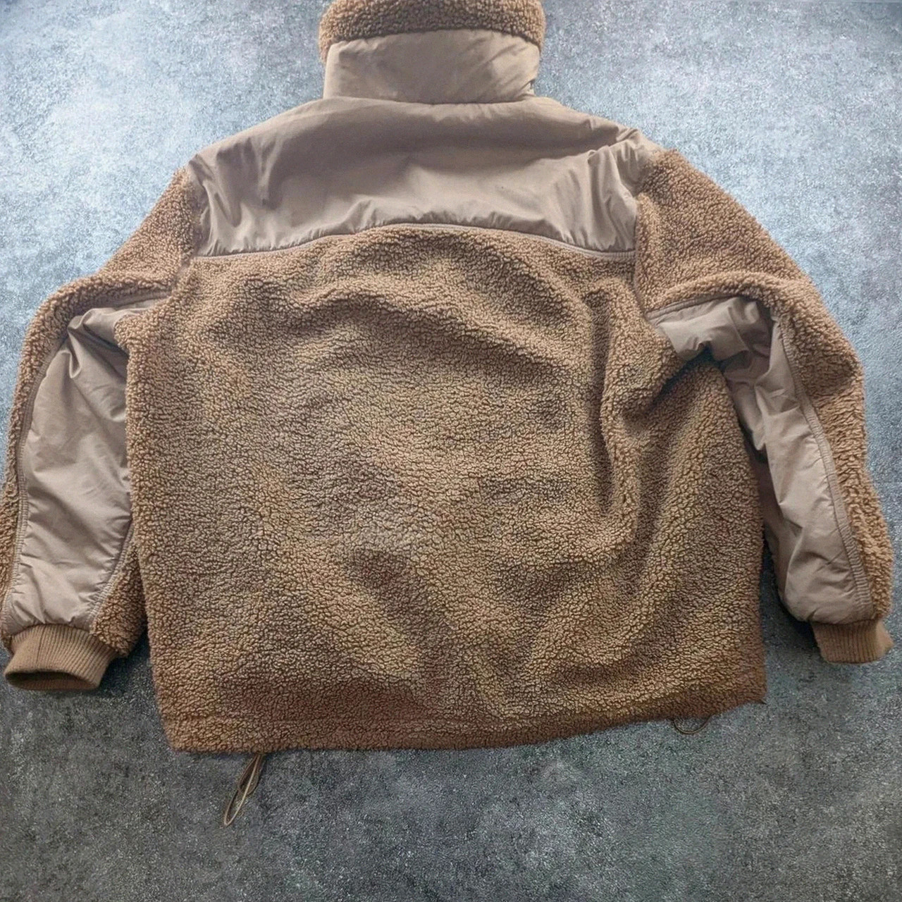 Polaire sherpa H&M beige col montant zippé poche avant streetwear style Tnf outdoor S/M/L – H&M – taille S 2