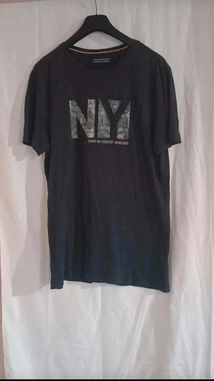 T-shirt - Marque Tommy Hilfiger - couleur noir NY – Taille XL