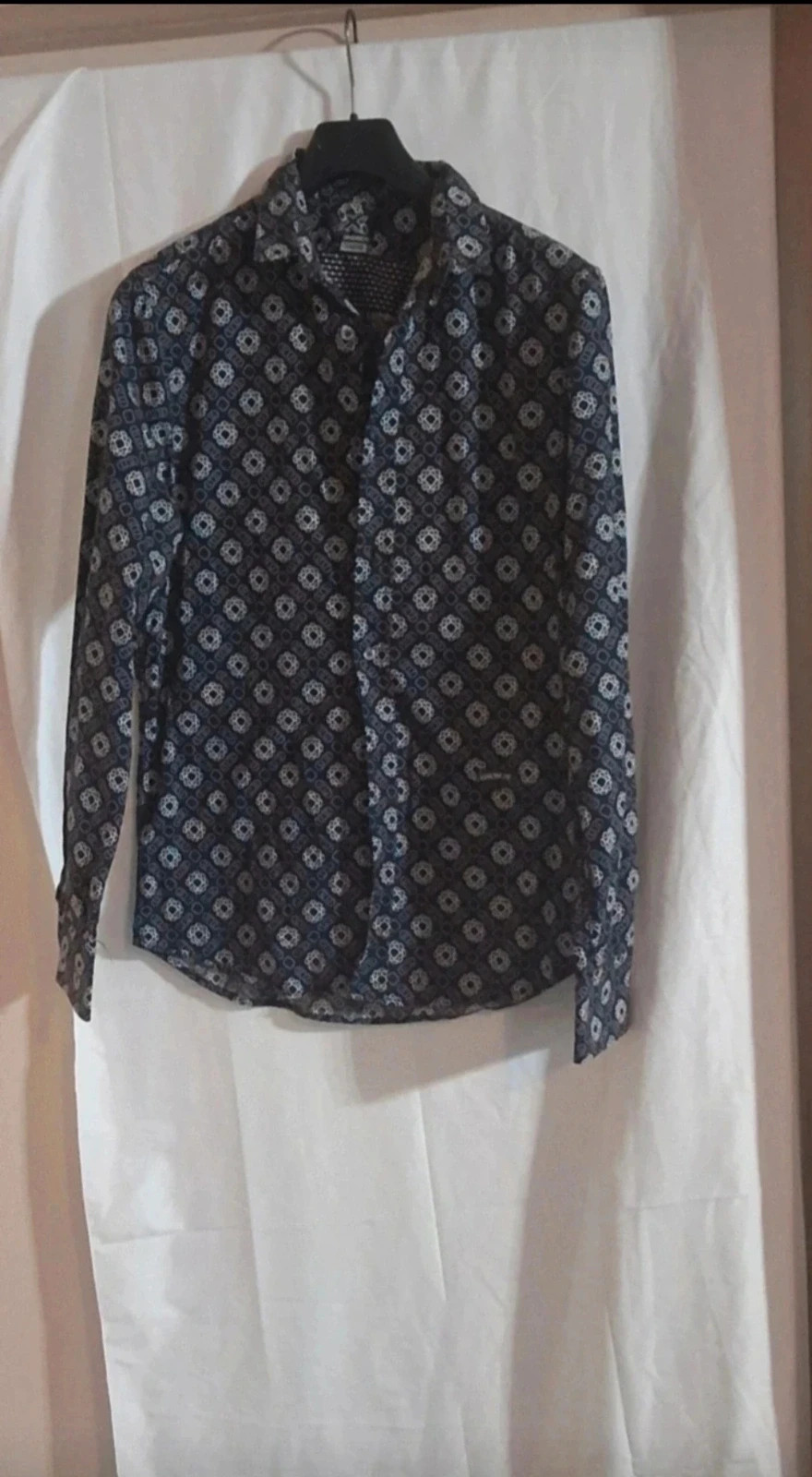 Chemise homme – taille L – motif graphique noir et blanc – très bon état