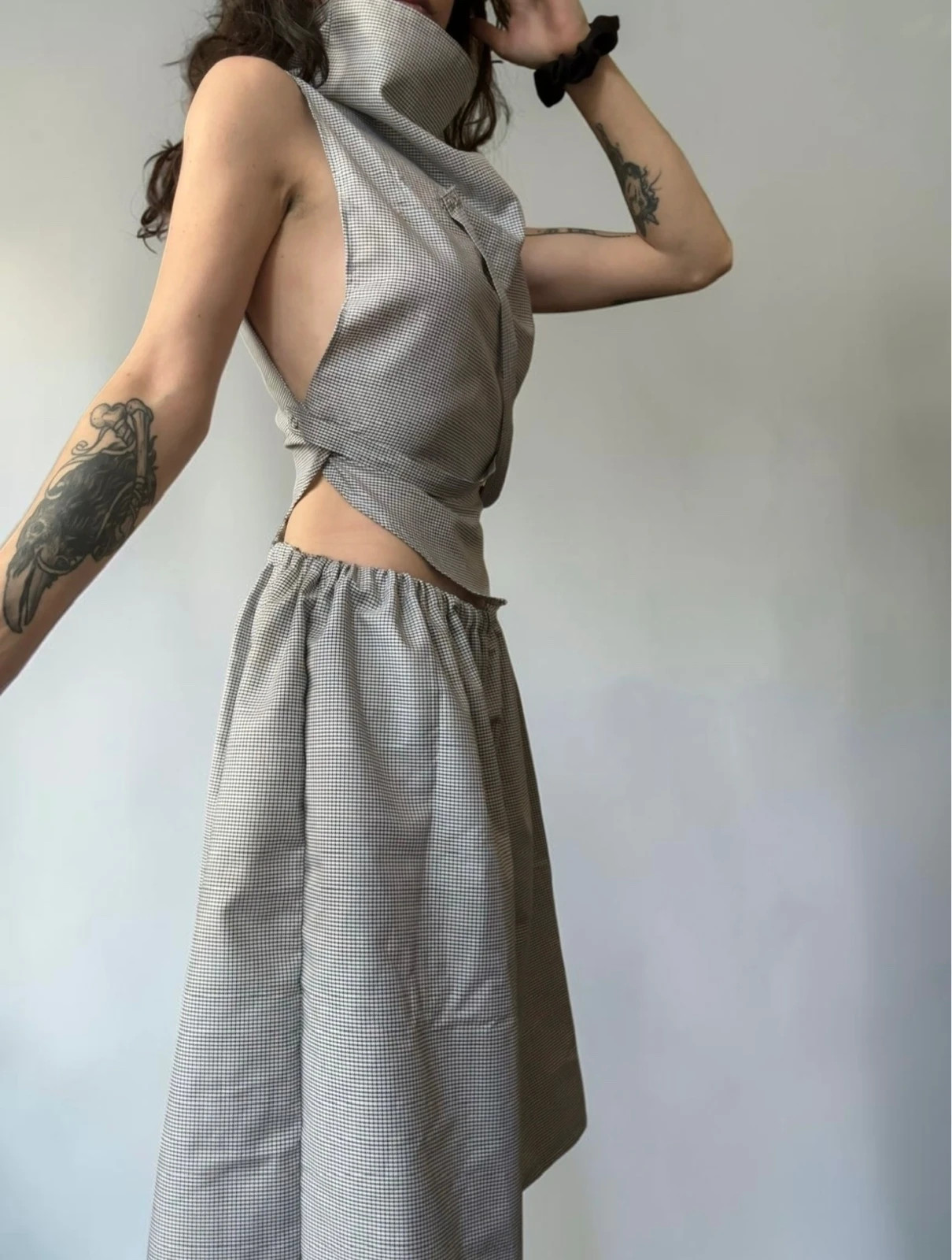 Ensemble avant-garde haut asymétrique et jort cousu main modèle unique – Fait Main – taille XS / 34 / 6 3
