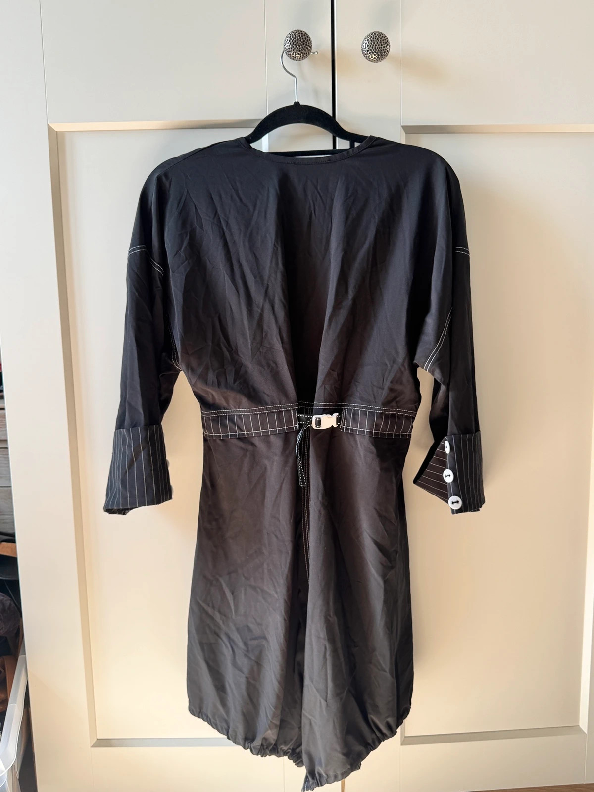 Veste longue asymétrique vintage style parka tuteur / techwear noire rayée S.Qube – Vintage Dressing – taille S / 36 / 8 2