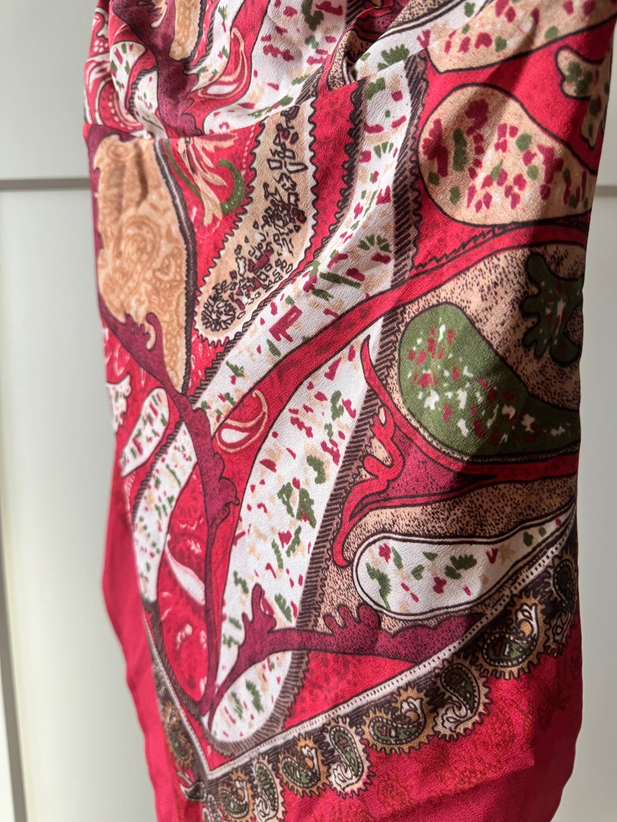 Top bustier asymétrique vintage style foulard paisley rouge – Vintage Dressing – taille S / 36 / 8 3