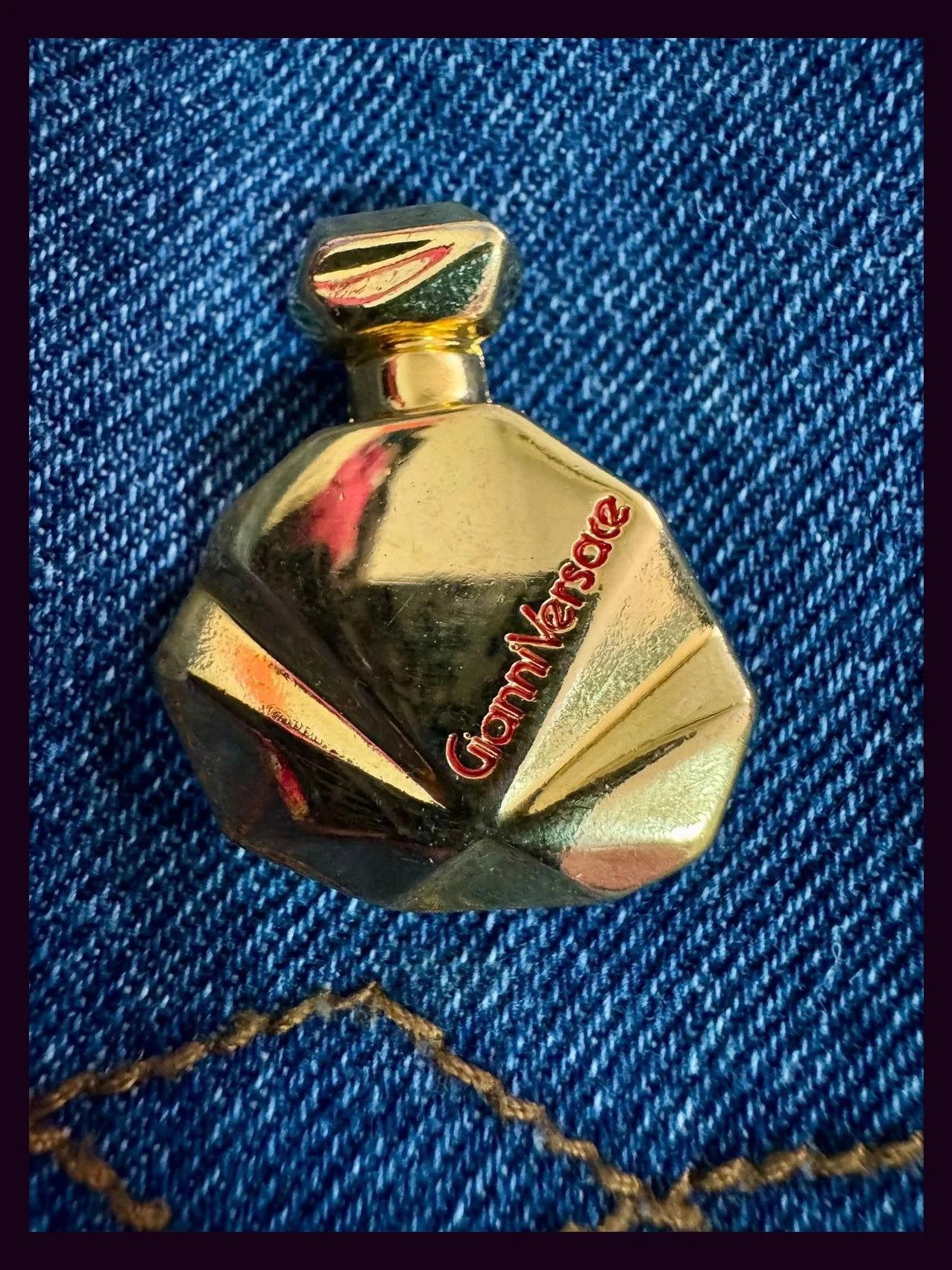 Broche vintage de gianni Versace 🦋 – Versace 2