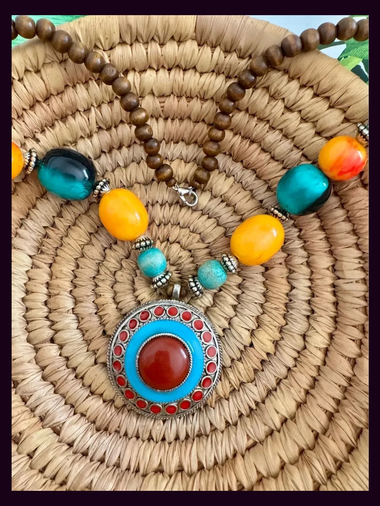 Collar vintage de madera y piedras naturales 🦋 – Vintage Dressing 2