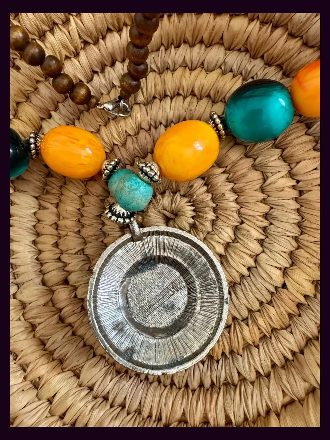 Collar vintage de madera y piedras naturales 🦋 – Vintage Dressing 5