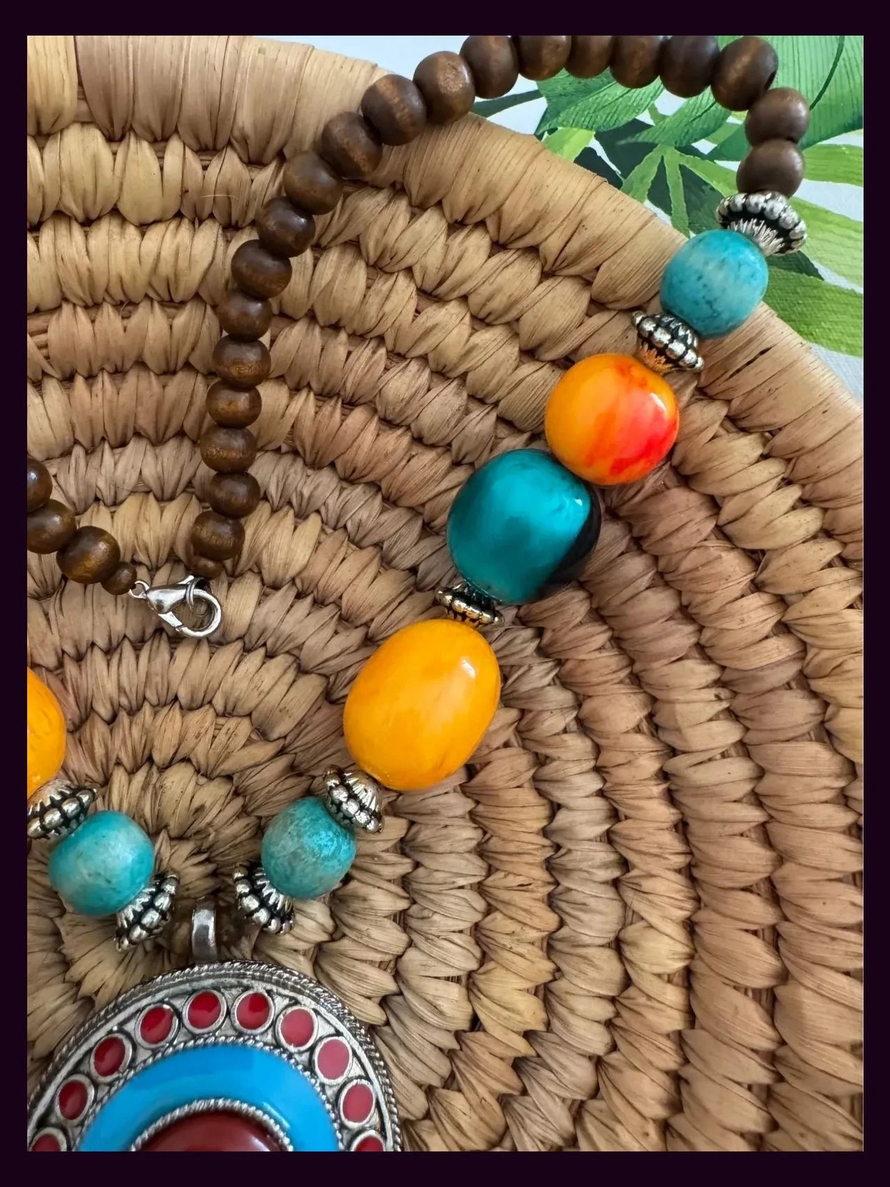 Collar vintage de madera y piedras naturales 🦋 – Vintage Dressing 3