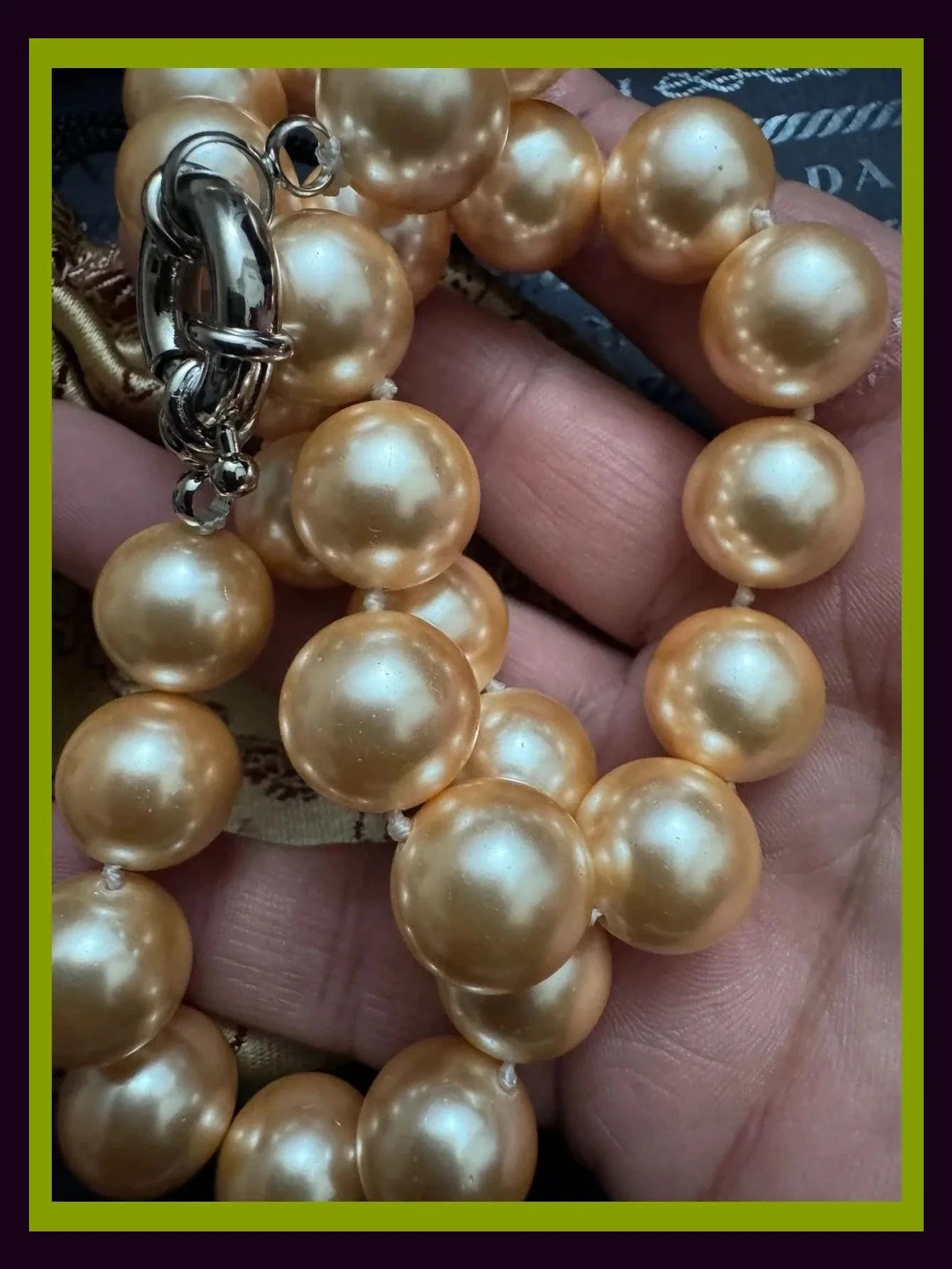 Collar perlas de laboratorio con cierre acero 🦋 – Vintage Dressing 4