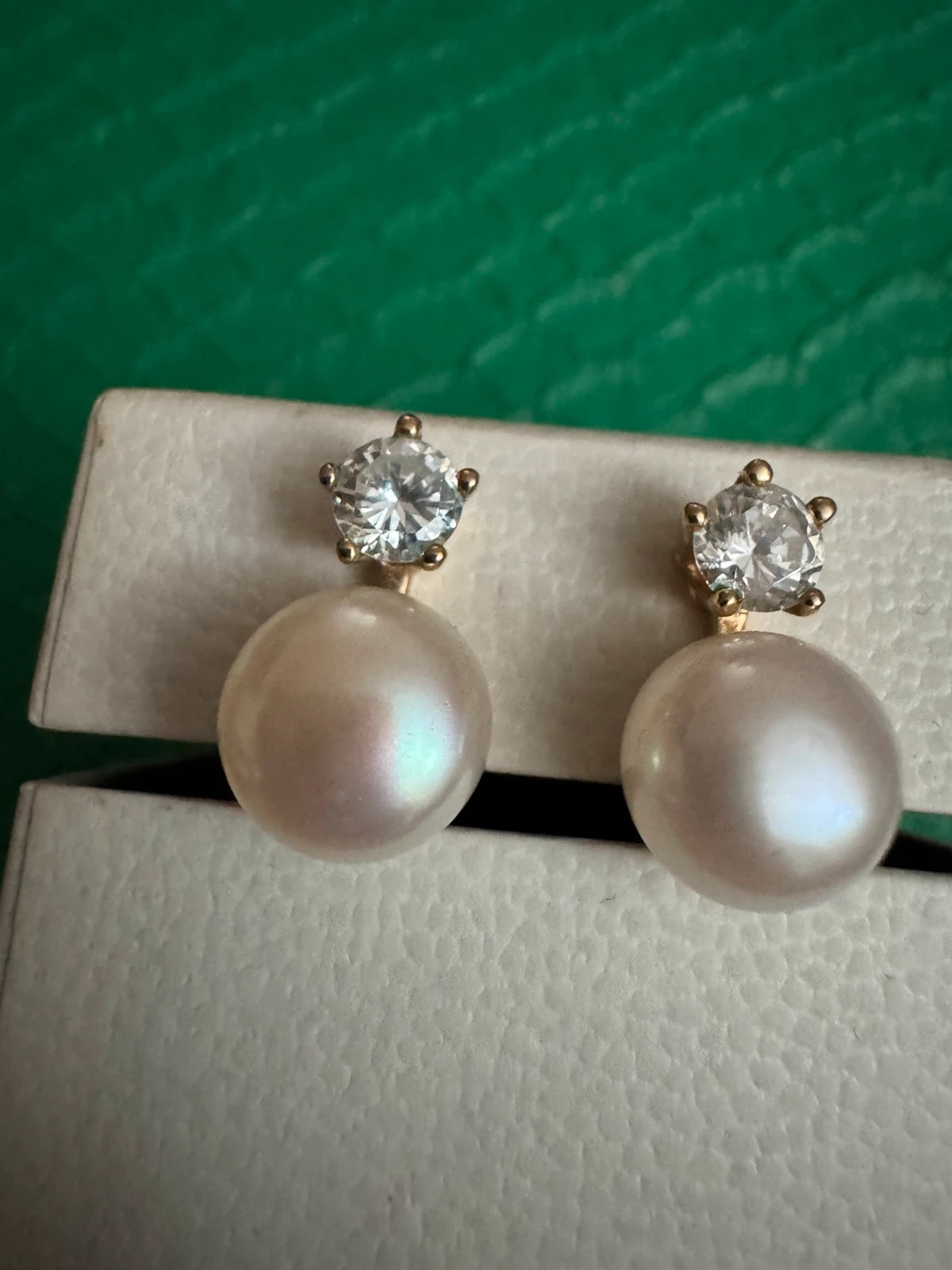 Pendientes clip vintage baño oro con perla real 🦋 – Vintage 2