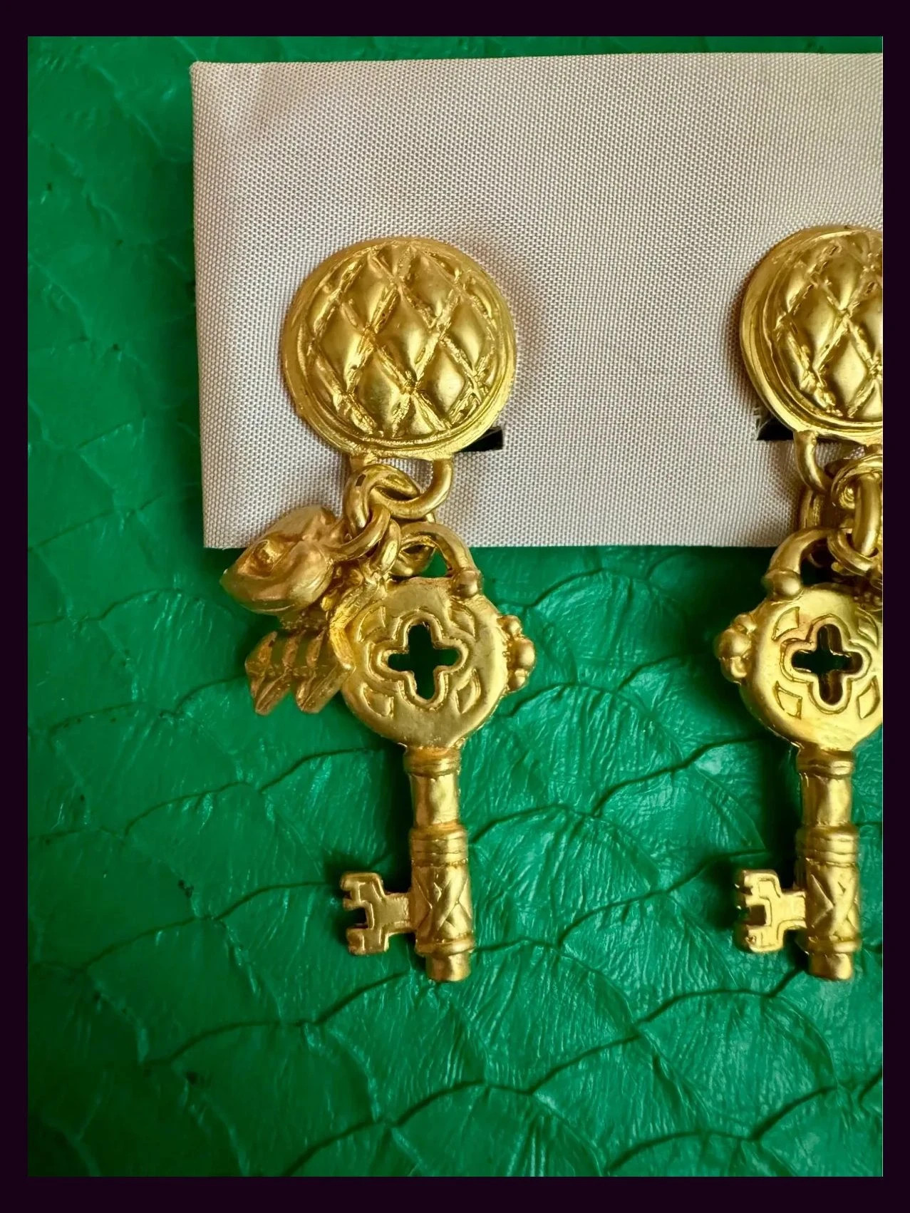 Pendientes vintage clip dorados 🦋 – Vintage 2
